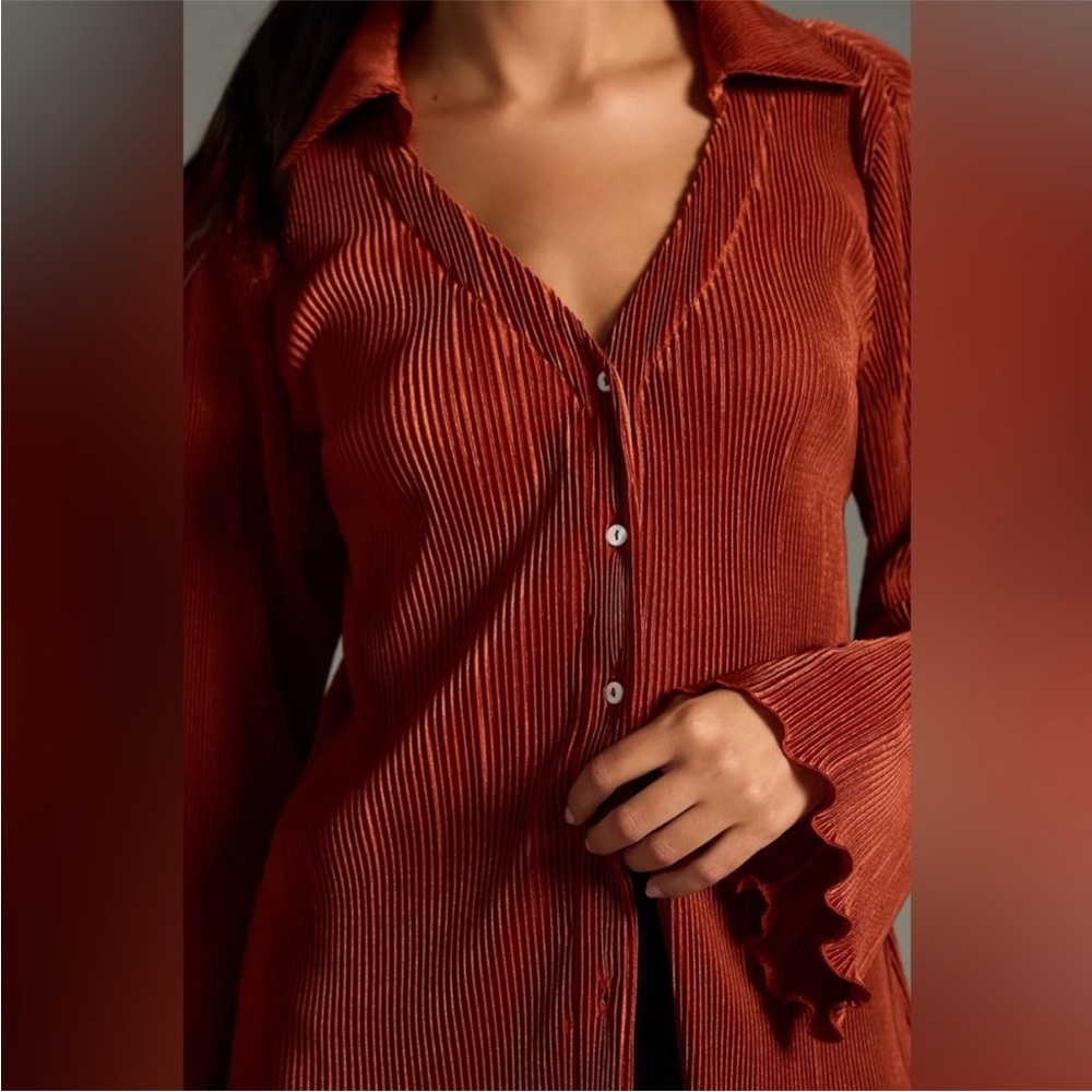 Anthropologie DOLAN lettuce-hem button down top- Medium